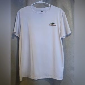 A white T-shirt, lightweight mossy oak